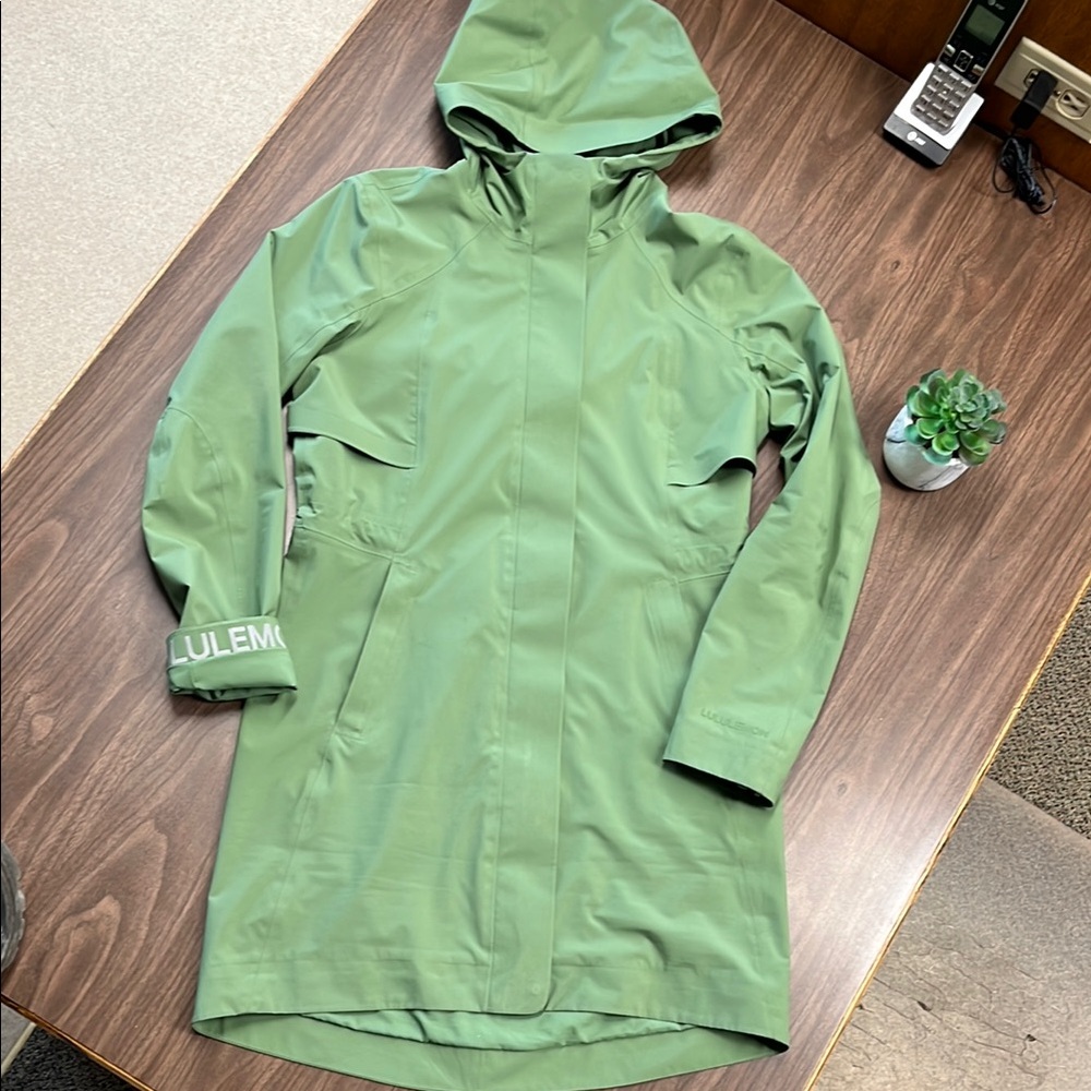 Lululemon Green Hooded Jacket